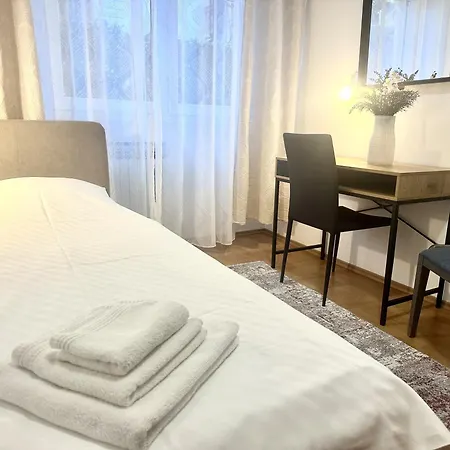 Apartments Dujmic - 50M From The Sea With Private Parking Icici Exterior photo